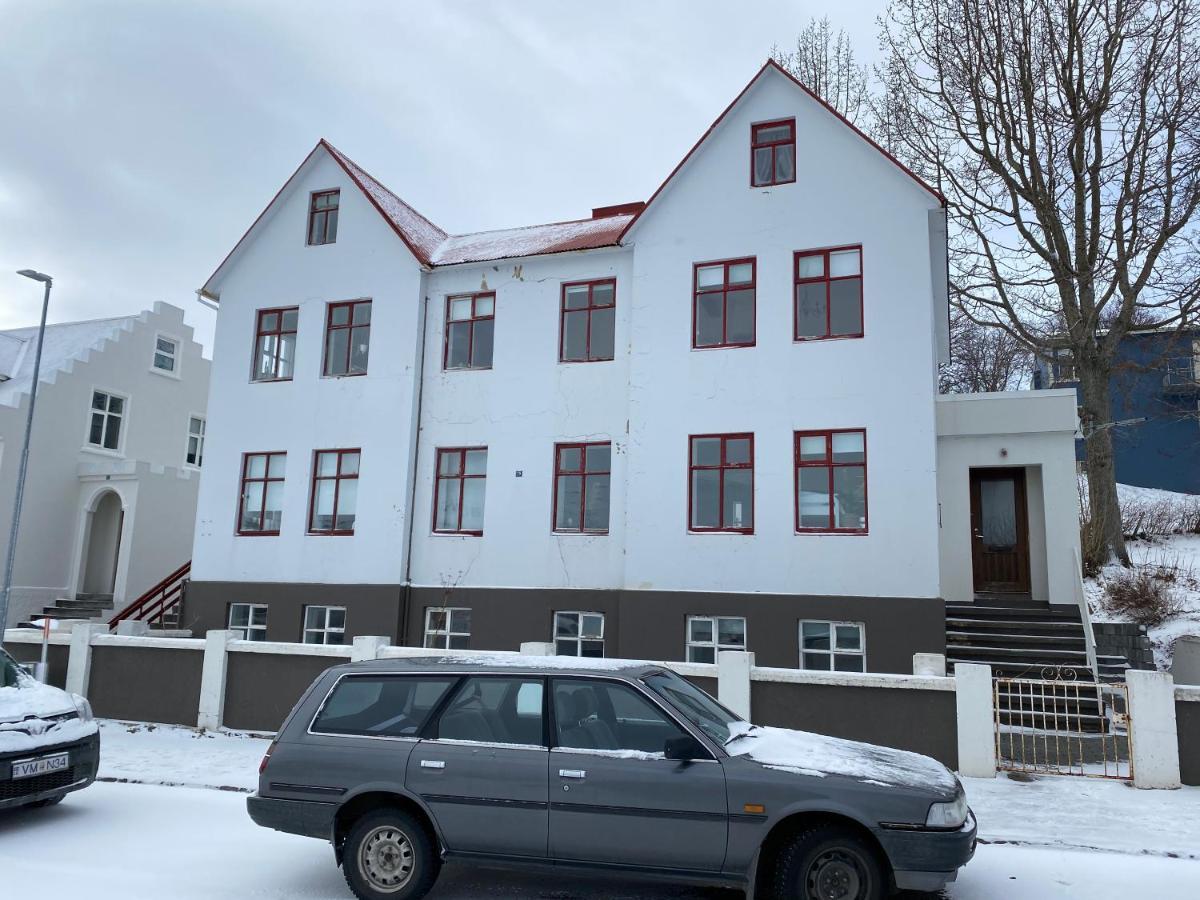 Day Dream Central Akureyri Two Bedroom Apartment Eksteriør bilde