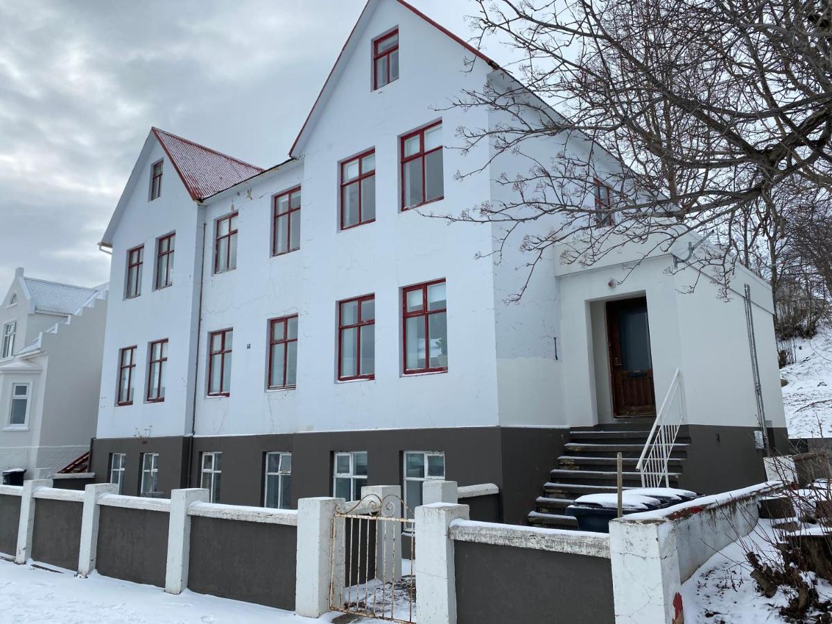 Day Dream Central Akureyri Two Bedroom Apartment Eksteriør bilde